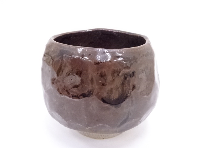 作家物　鉄釉茶碗